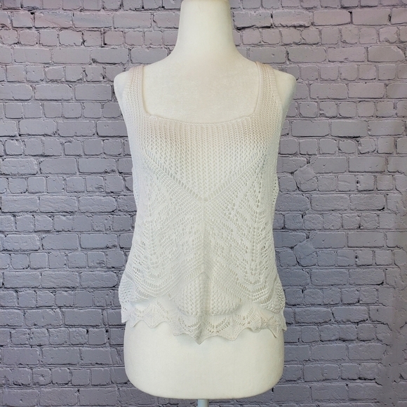 𝅺LOVE Fire Scalloped Hem Open Stitch Tank Top Small - Picture 5 of 10